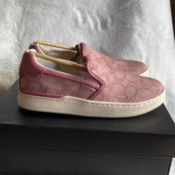 NWT in box Coach slip-on sneakers size 7.5 - Picture 2 of 6
